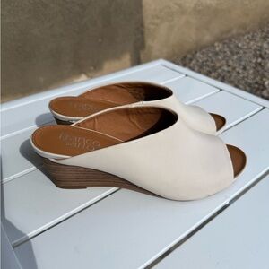 Franco Sarto Women's leather Off-White Wedge Mules size 6M